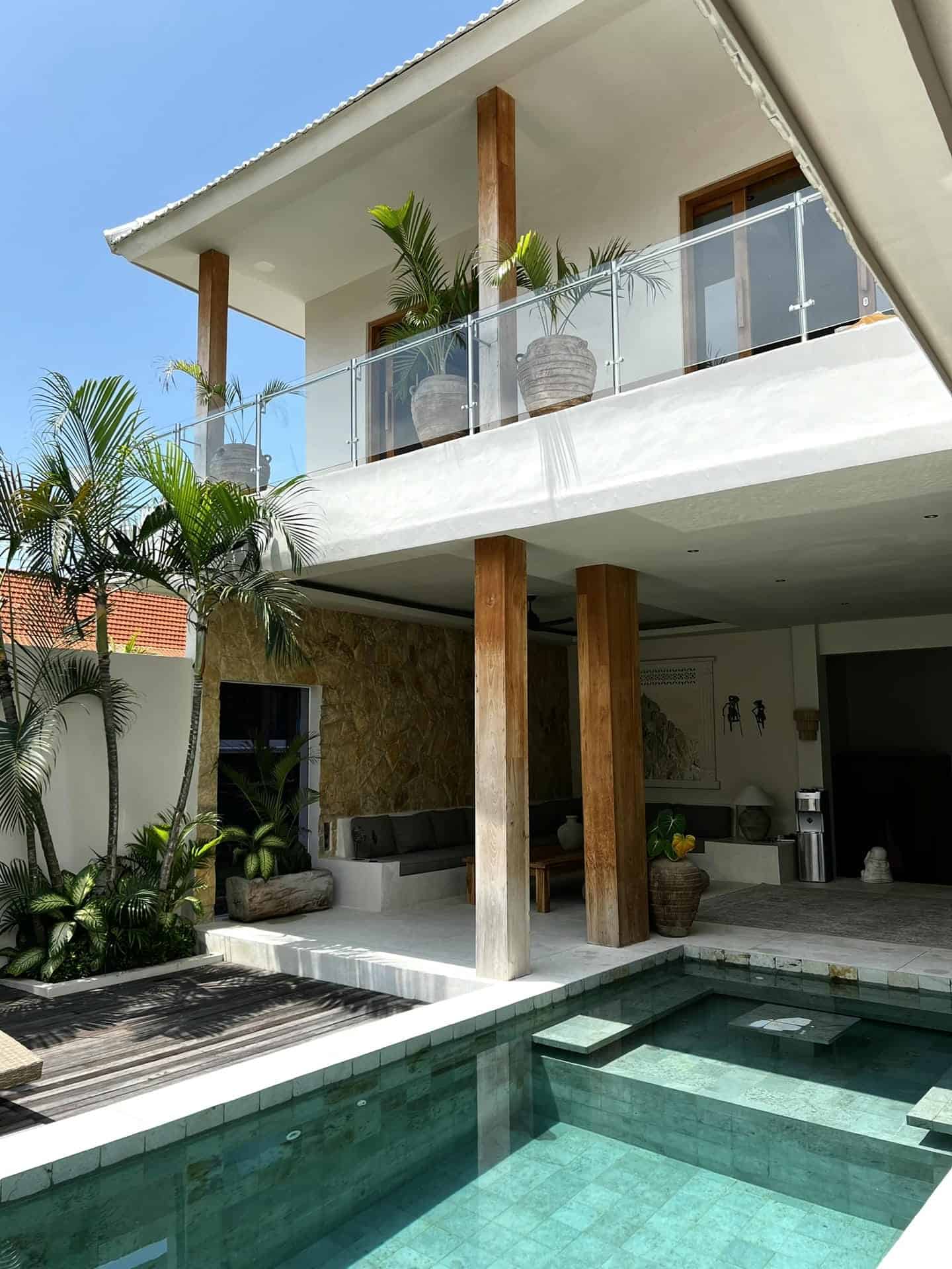 READY NOW 3 BEDROOM VILLA FOR SALE LEASEHOLD IN BERAWA BE-1881 